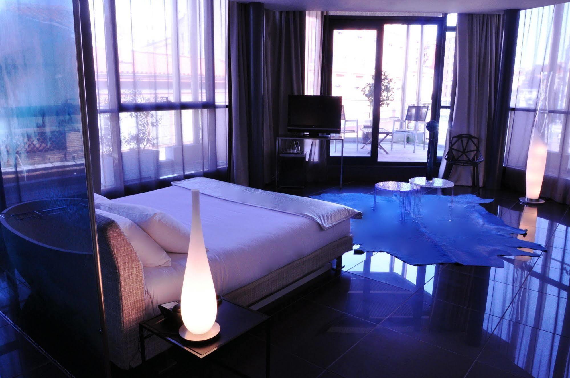 Hotel Design Les Bains Douches Toulouse Exterior photo
